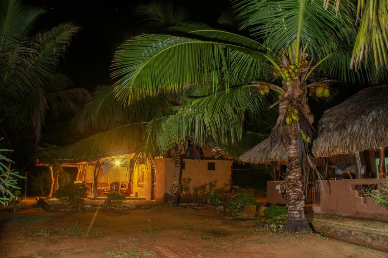 Yalaway Nature Villa Tissamaharama Kültér fotó